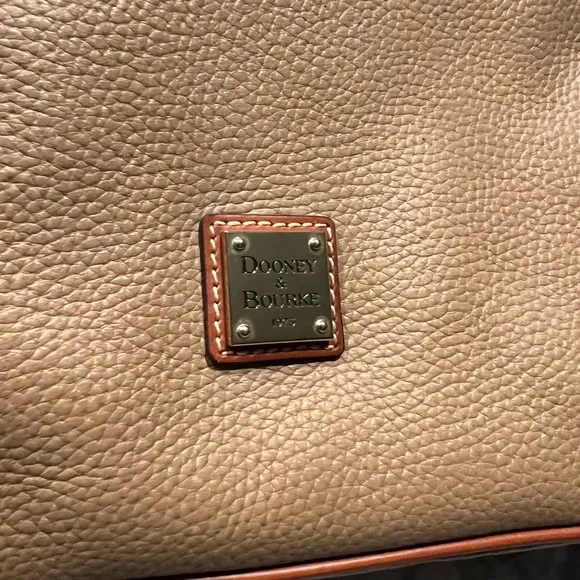 Dooney & Bourke tan/brown purse - Picture 2 of 2